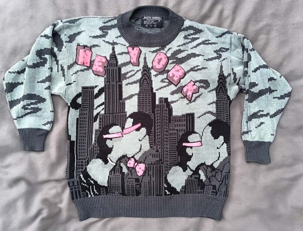 Kitty Hawk Medium New York People Sweater Pop Art New Wave Skyline Knit 1980s
